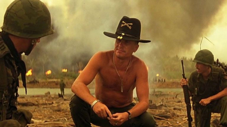 Kako je kanta za smeće odigrala ključnu ulogu u odluci da legendarni film “Apocalypse Now” počne uz “The End” The Doorsa