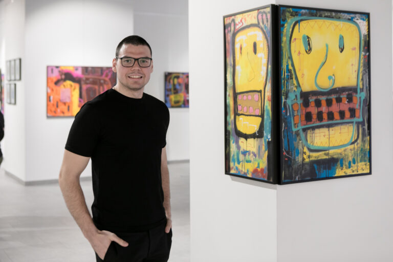 Otvorena izložba “This is Andrej Bjelić” u Galeriji Kvart