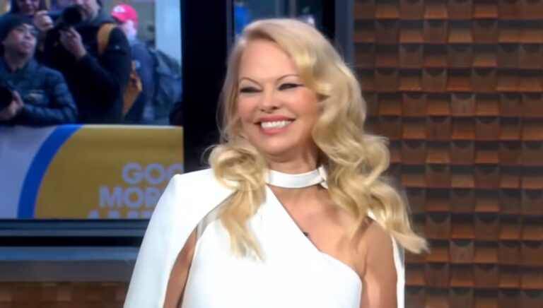 Pamela Anderson konačno s osmehom… Na Broadwayu dobila ulogu u mjuziklu “Chicago”