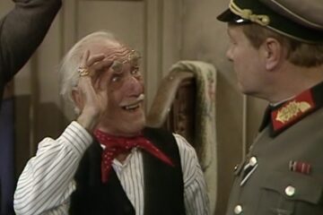Robin Parkinson u seriji "Alo, alo"/screenshot