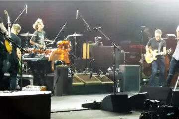 Pearl Jam/Photo:  svreenshot