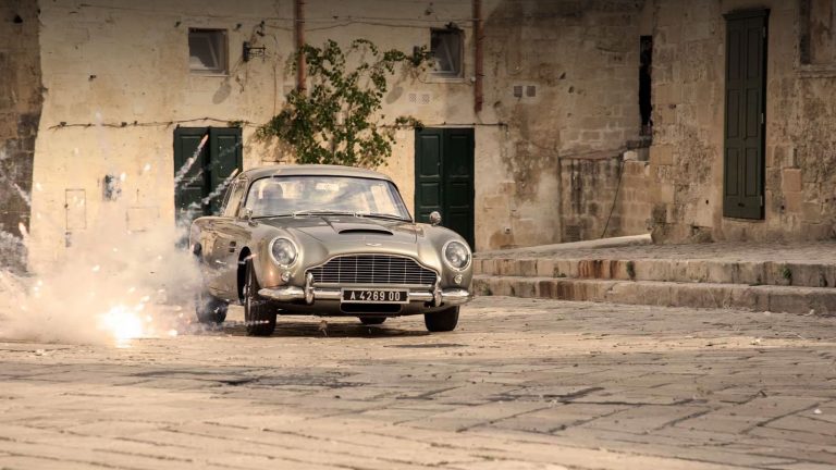 Aston Martin DB5 iz poslednjeg Bond filma prodat za više od 3 miliona dolara