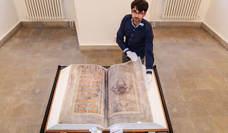 Knjiga koju je napisao sam đavo… “Codex Gigas” je i posle 8 vekova nerešena misterija