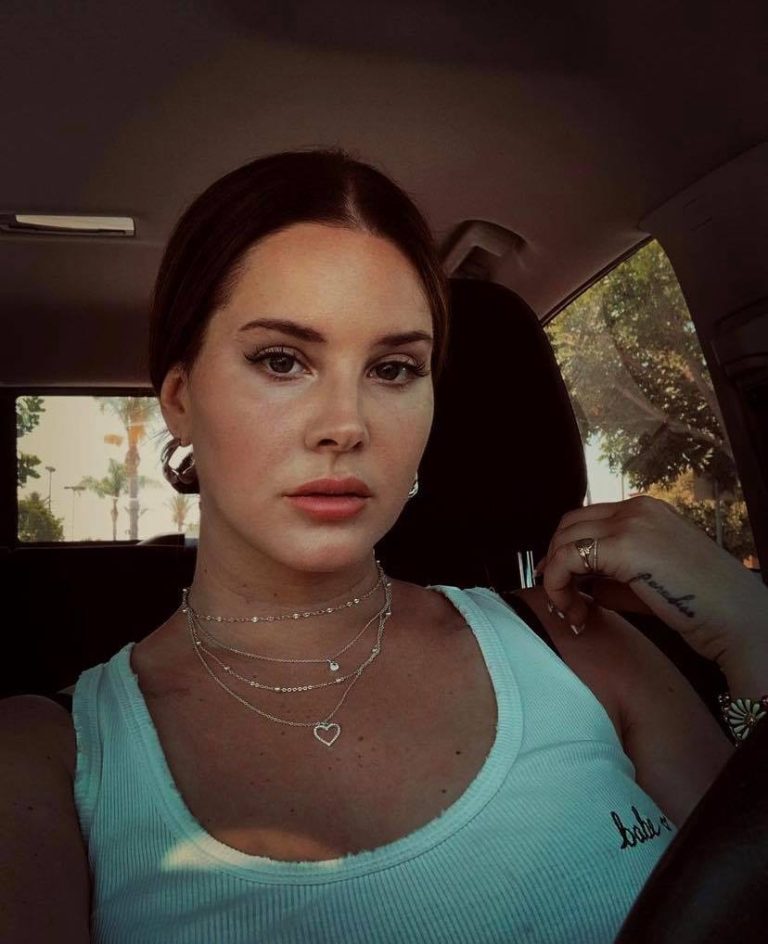 Opljačkana Lana Del Rej, nova muzika i tekstovi bili na laptopu, pesme već cure na internetu