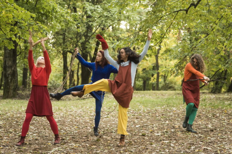 Predstava na otvorenom… “Drveće pleše” 7. oktobra u Studentskom parku