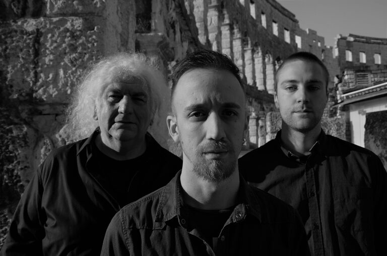 Ništa od proslave pola veka na Tašu… otkazan veliki koncert Atomskog Skloništa u Beogradu