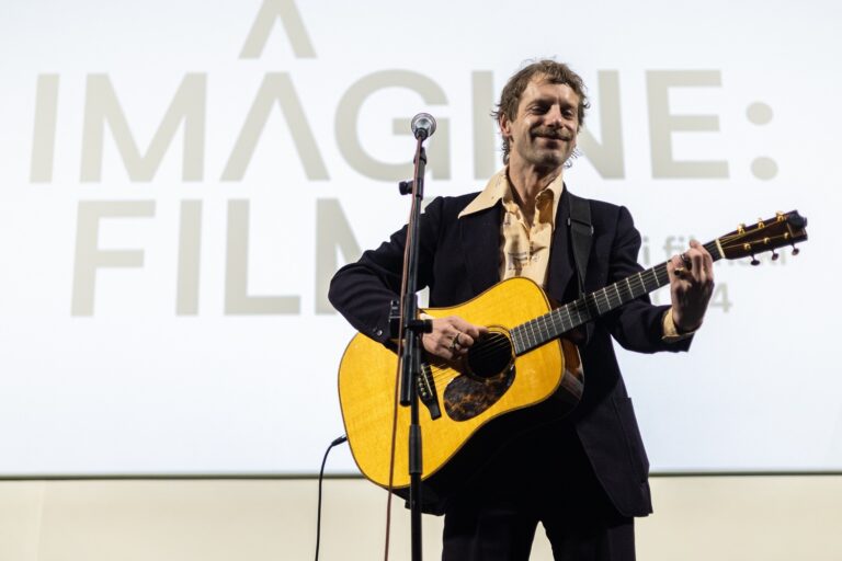 Austrijski filmski festival 2024 svečano zatvoren srpskom premijerom filma “Rikerl” i koncertom Vudua Jurgensa