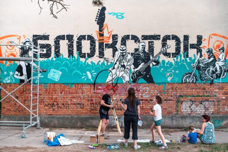Trajni delić istorije – Blokstok festival dobio svoj mural, na mestu gde je sve počelo…