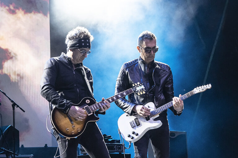 Posle 16 godina stigao novi album Bombaj štampe – “Voljeću te vječno, a možda i duže”