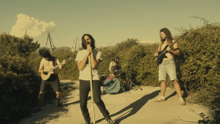 Žestok zvuk i buntovna lirika… Bend Artida objavio spot za pesmu “Tres Días”