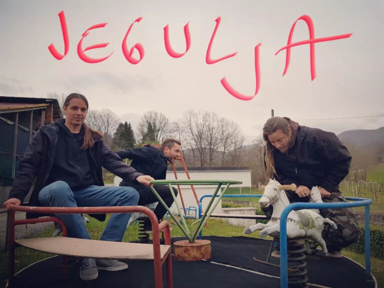 Ljubljanski prog stoner trio Jegulja objavio album “Anguilla Guerrilla”