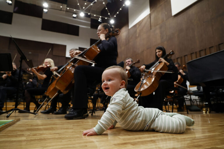 Moja prva simfonija… Završen prvi ciklus koncerata za bebe Beogradske filharmonije