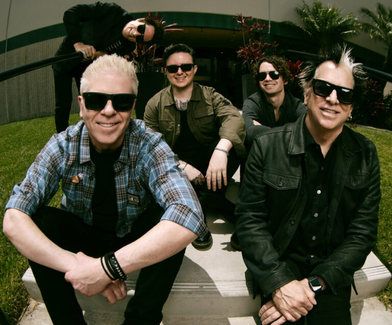 Evo ga… The Offspring objavili album “Supercharged”