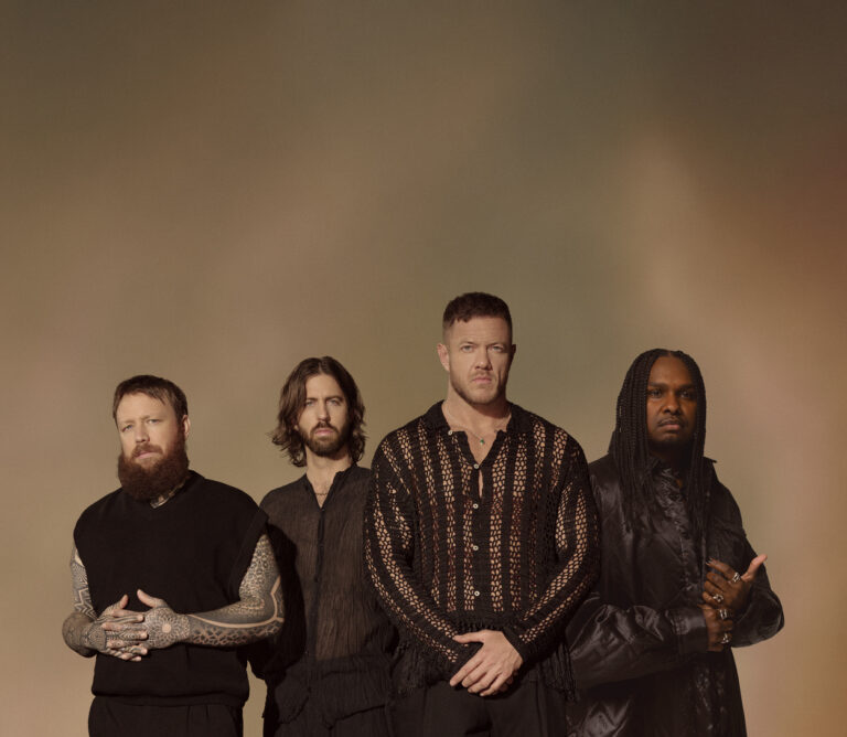 Imagine Dragons se u novoj pesmi “Take Me To The Beach” udružili s australijskim muzičarem koji peva na jeziku naroda Yolŋu