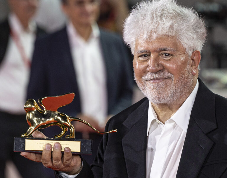 Pedro Almodovar, usred Menhetna: Gospodine Tramp, ući ćete u istoriju kao najveća greška našeg vremena…