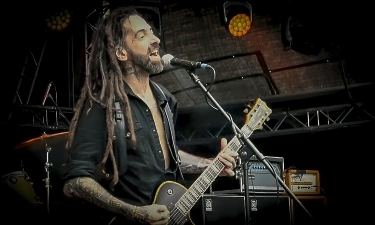 Dopethrone i Northern Revival 3. avgusta u klubu Sprat