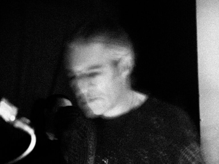 Everything is Recorded se vratili novim singlom “Wear and Tear”
