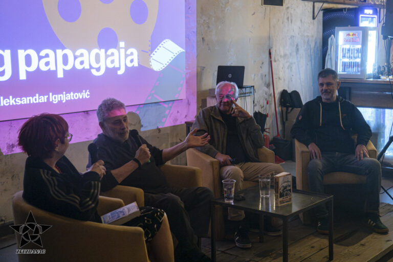 Poslednja “velika stvar” koja se rok sceni dogodila… Olga Kepčija promovisala knjigu “Razgovori kod Zlatnog papagaja” u Dorćol platzu