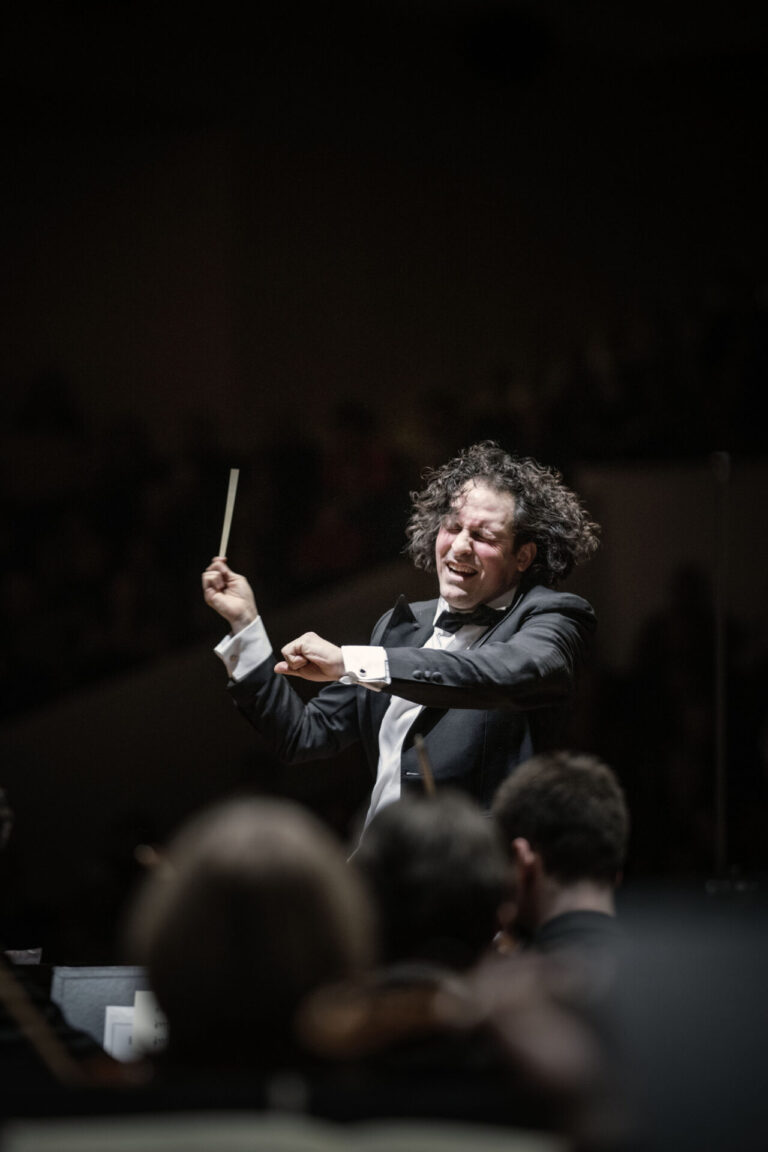 Spremni za Crescendo..?. Svečano otvaranje nove sezone Beogradske filharmonije 10. oktobra na Kolarcu