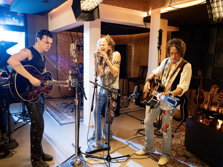 Aerosmith, Yungblud i Stiv Martin objavili singl “My Only Angel (Desert Road Version)”