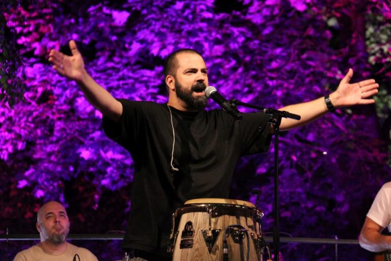 PetarZ objavio novi singl “Bukvarom po glavi” (feat. The Yeqy), najavu trećeg studijskog albuma “Altruizam i strpljenje”