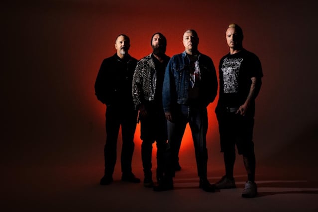 Minimum produkcije, maksimum energije… Rancid u čast Lemiju objavili obradu Motörhead hita “Sex and Death”