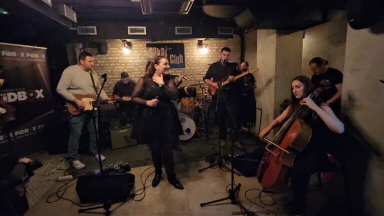 Sjajnom živom svirkom u Sokoj klubu, bend Vatrom u Led promovisao album “Buđenje”