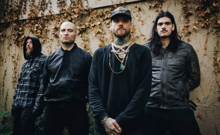 Hit… Metal bend Vitriol ostavio frontmena na benzinskoj pumpi usred turneje i – otišao kući