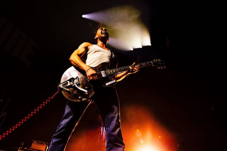 Majls Kejn premijerno u Beogradu 27. februara 2026. u Malom Hangaru