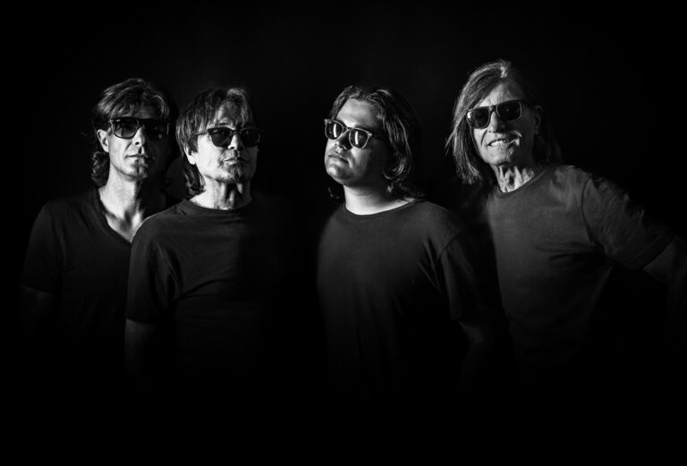 Vlado Kalember i Srebrna krila u MTS Dvorani 4. decembra