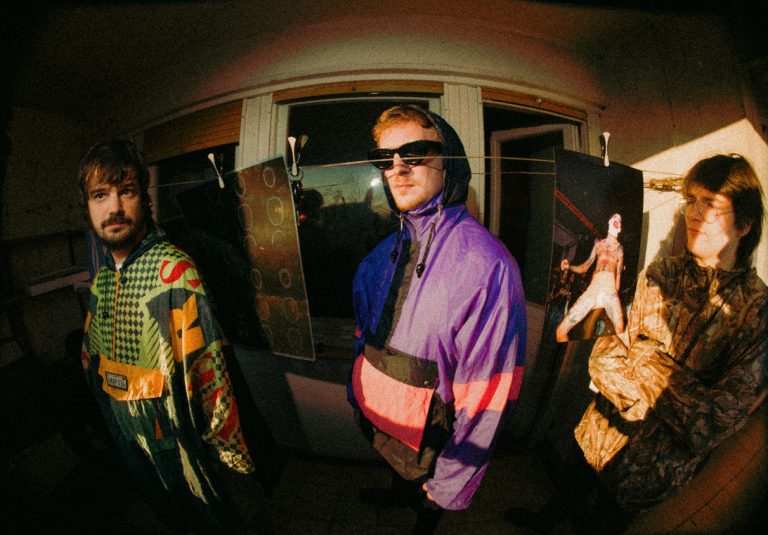 Turbo Trans Turisti objavili treći studijski album “Važan i Veliki”, a početkom sledeće godine predstavljaće Srbiju na prestižnom festivalu Eurosonic Noorderslag