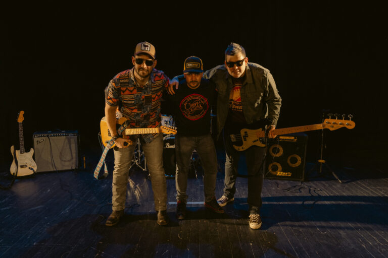 Cotton Pickers objavili novi studijski album – “Pickin’ Out Strong!”, testament svoje muzičke evolucije…