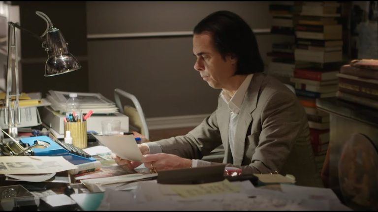 “Stranger Than Kindness”… Virtuelna izložba Nika Kejva od danas dostupna potpuno besplatno