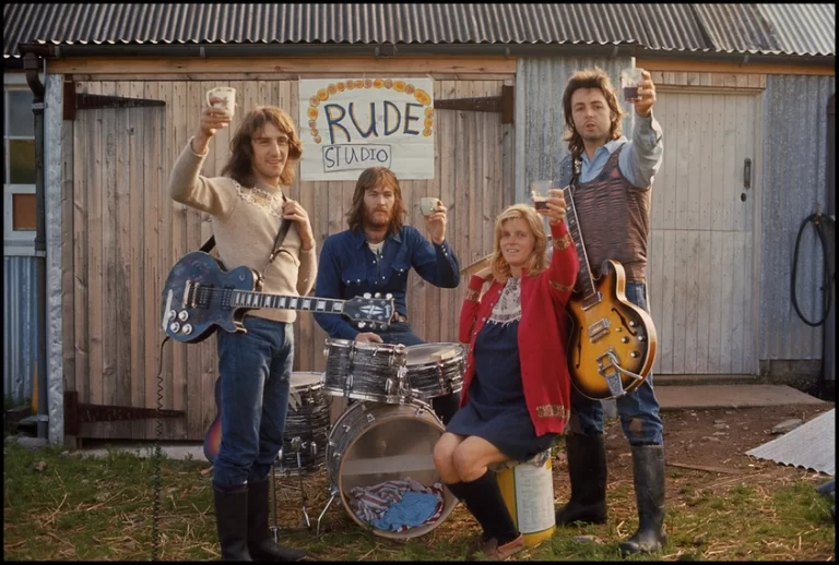 Objavljen box set “Wings”, sveobuhvatna antologija koja je redefinisala karijeru Pola Makartnija