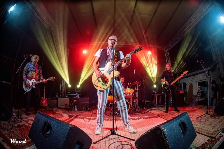 Električni orgazam slavi 45 godina u Amerikani – ovo su pesme koje će svirati 13. decembra