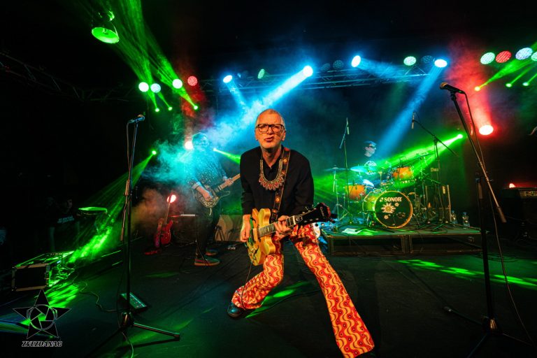 Letim, sanjam, dišem… baš tako je bilo na slavljeničkom koncertu Električnog orgazma