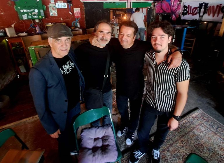 Čak nam i Intenzivna nega poručuje: “Srećna nova”…