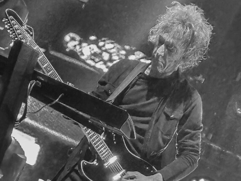 Preminuo Peri Bamonte, dugogodišnji gitarista i klavijaturista grupe The Cure
