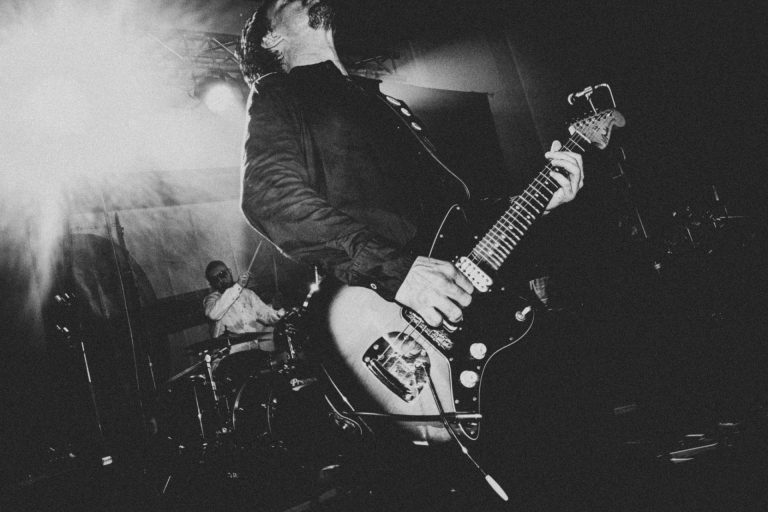 Short Reports objavili “Dogs VS Cats”, reizdanje demo albuma “Cats VS Dogs”