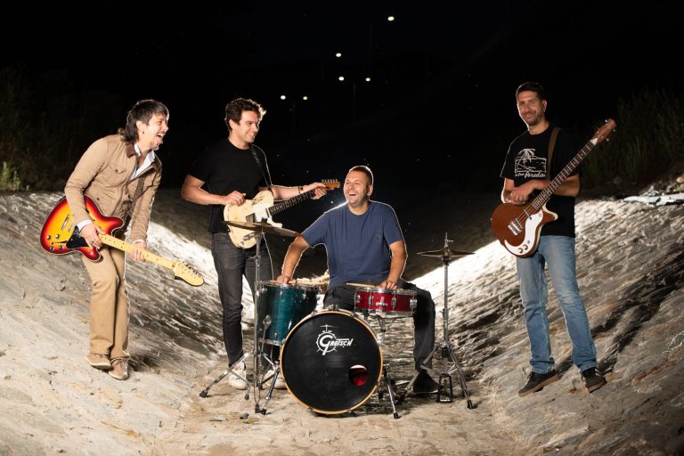 Bend Ljudi u Glavi predstavio novi spot za pesmu “Jada” kojom najavljuje treći album…