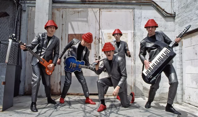 Zašto je zbog jedne pesme FBI istraživao grupu DEVO i kakve veze s tim ima Džodi Foster