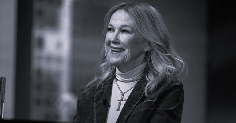 Preminula Ketrin O’Hara, zvezda filmova “Sam u kući” i “Beetlejuice”