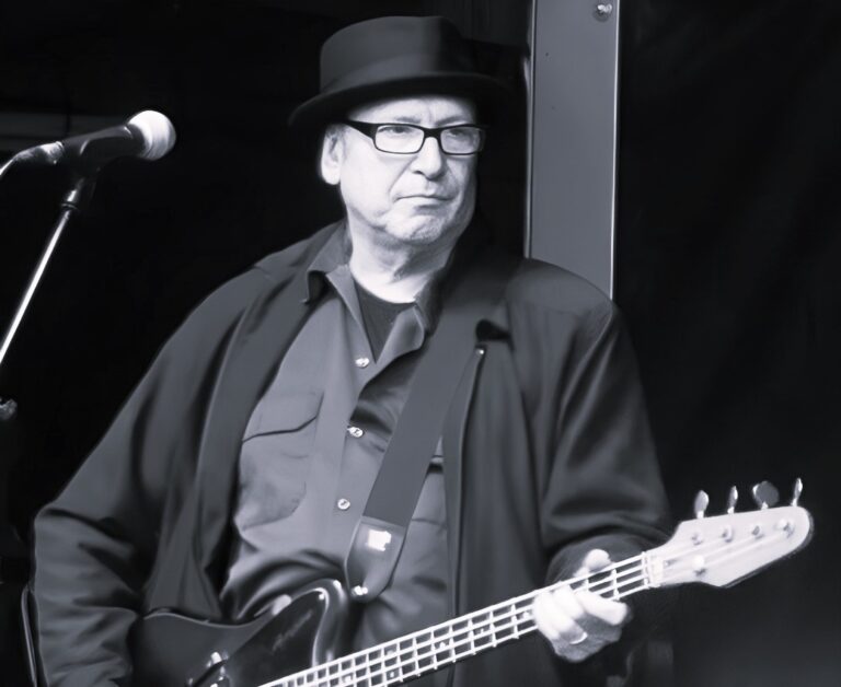 Preminuo Fred Smit, basista benda Television