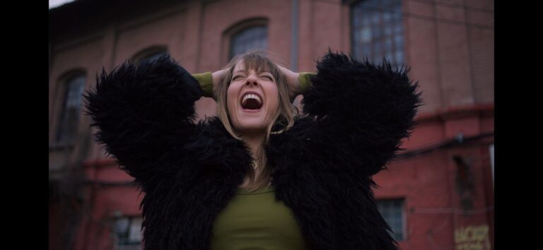 Pesma o malim pobedama i očuvanju sebe… Bend Kika objavio singl “Dan po dan“