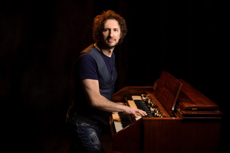 Sloba Dragović uz specijalne goste 26. februara u Bitefartcafeu