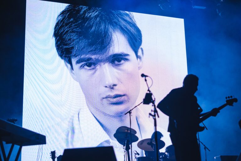 Tradicija se nastavlja… Koncert “Samo jednu ljubav imam” u čast Vladi Divljanu 10. maja u mts Dvorani