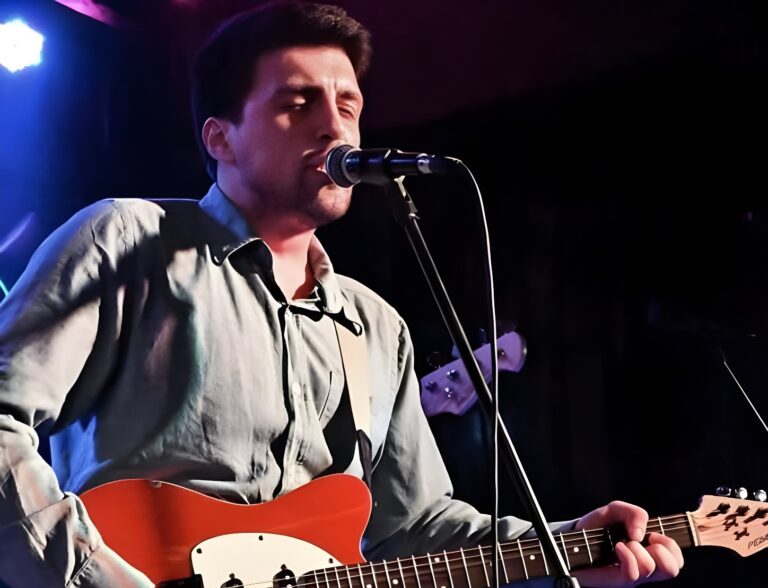 David, bez Golijata i bez Kulisa, objavio prvi solo singl “Tragovi”