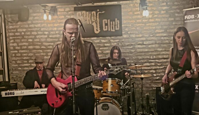 Foto 01 (Fidbox promo)