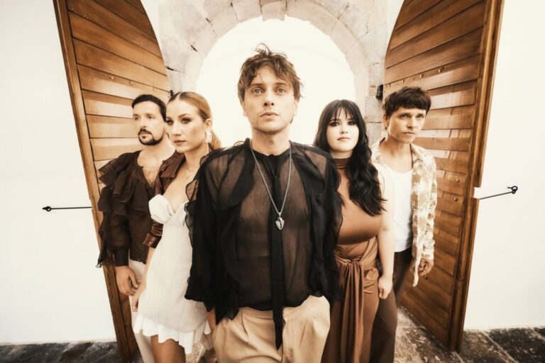 Terca na tišinu… Promocija knjige pesama pred Silente koncert u MTS dvorani