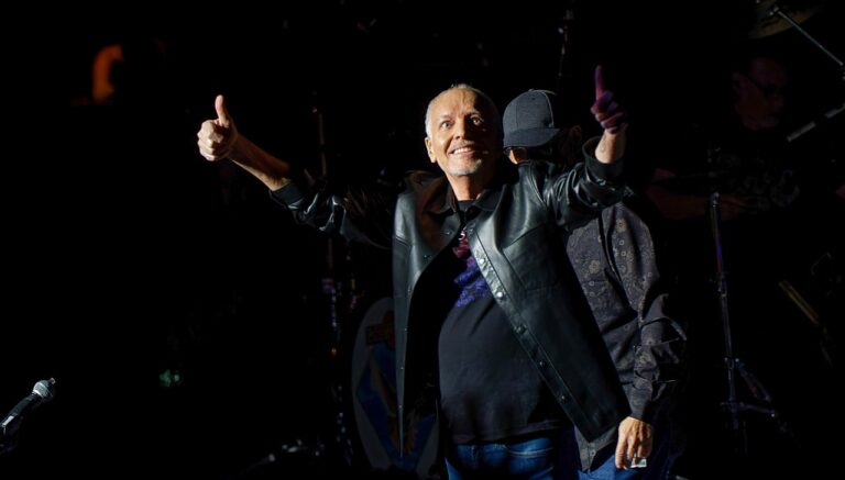 Piter Frempton posle 16 godina pauze najavio novi album, a na njemu i Šeril Krou, Tom Morelo, Grejem Neš…